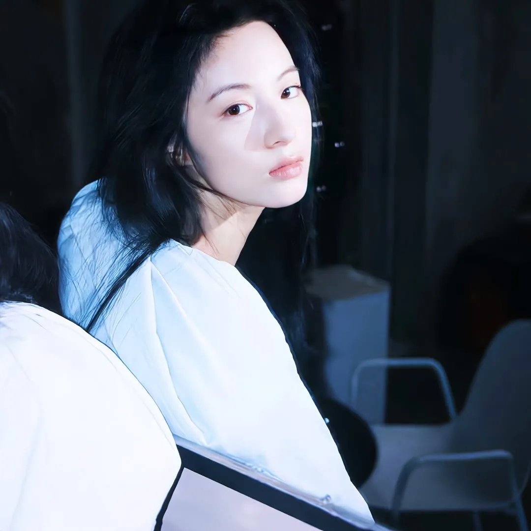 阿尔玛与狼